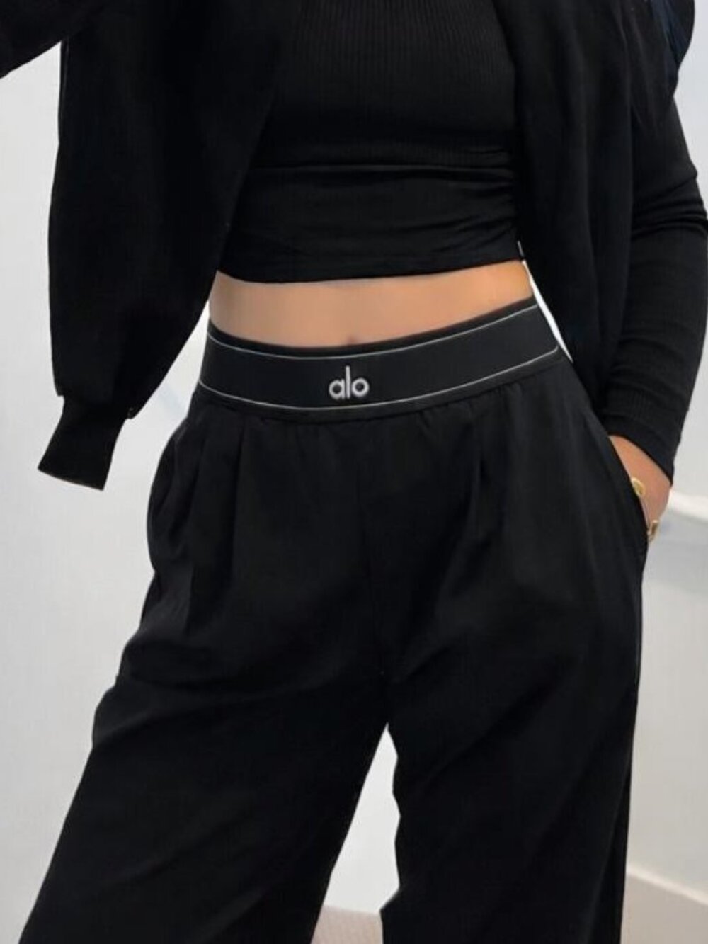 Black ALO Yoga Suit Up Trouser NWT 30" Inseam Wide Relaxed Fit👩🎨EverydayStyle - Picture 5 of 12